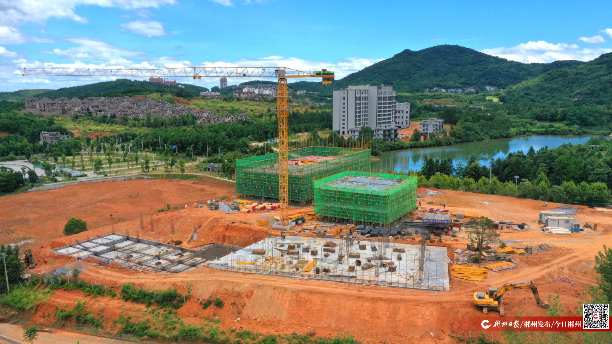 8月16日,北湖区保和瑶族乡小埠村郴州远恒佳教育公园村项目施工现场