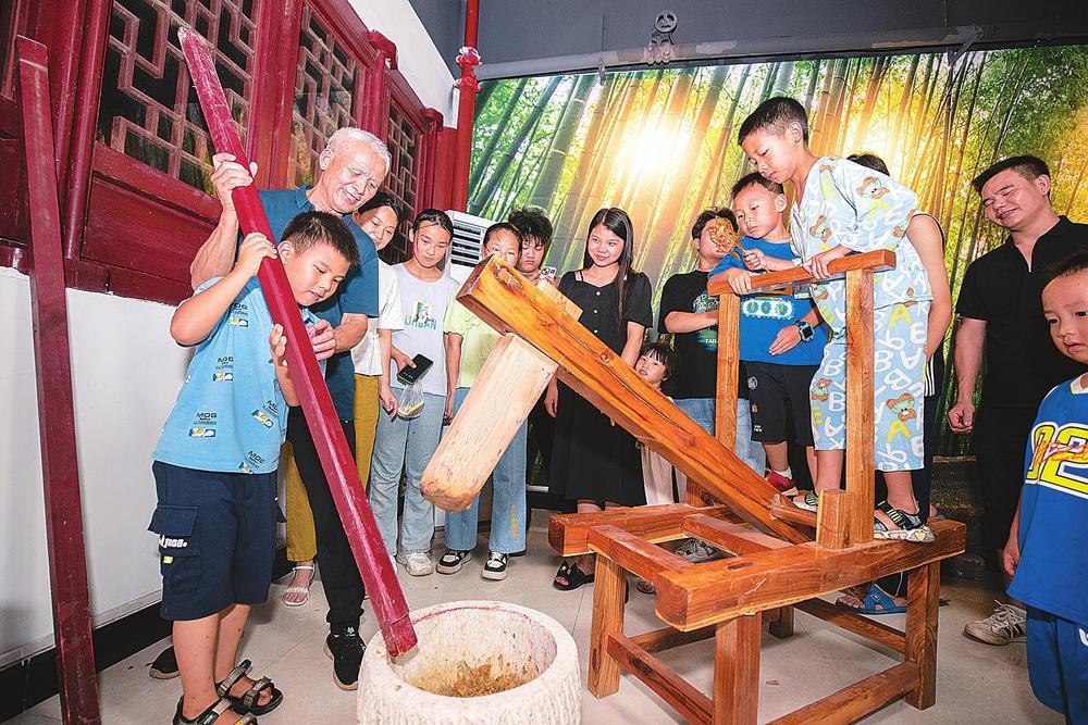 图说|古法造纸 千年传承-郴州新闻网